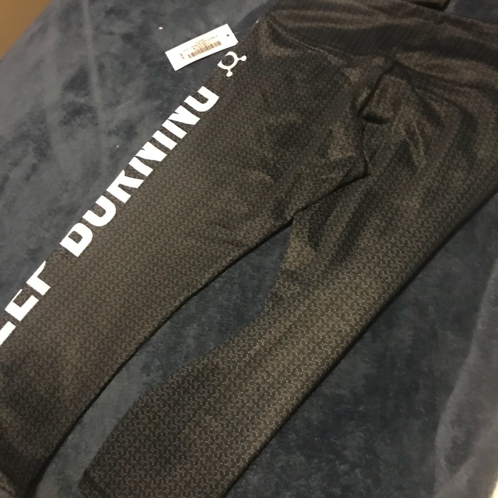 OrangeTheory Crop Leggings (M)